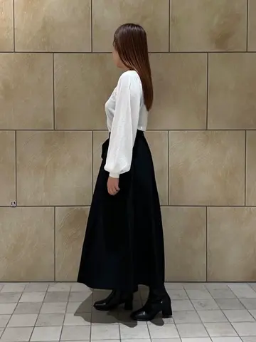 GRACE CONTINENTAL The Banquet 赤坂 梨来 コーディネート画像