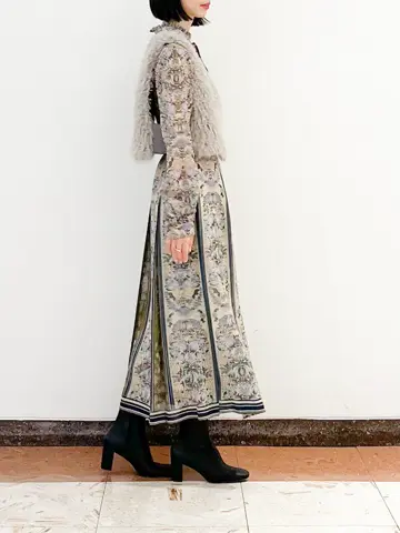 GRACE CONTINENTAL The Banquet yuri コーディネート画像