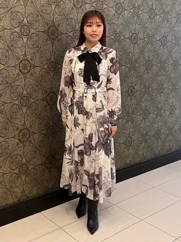 GRACE CONTINENTAL The Banquet 赤坂 梨来 コーディネート画像