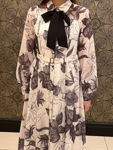 GRACE CONTINENTAL The Banquet 赤坂 梨来 コーディネート画像