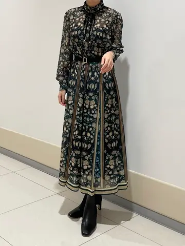 GRACE CONTINENTAL The Banquet Ezawa.M コーディネート画像