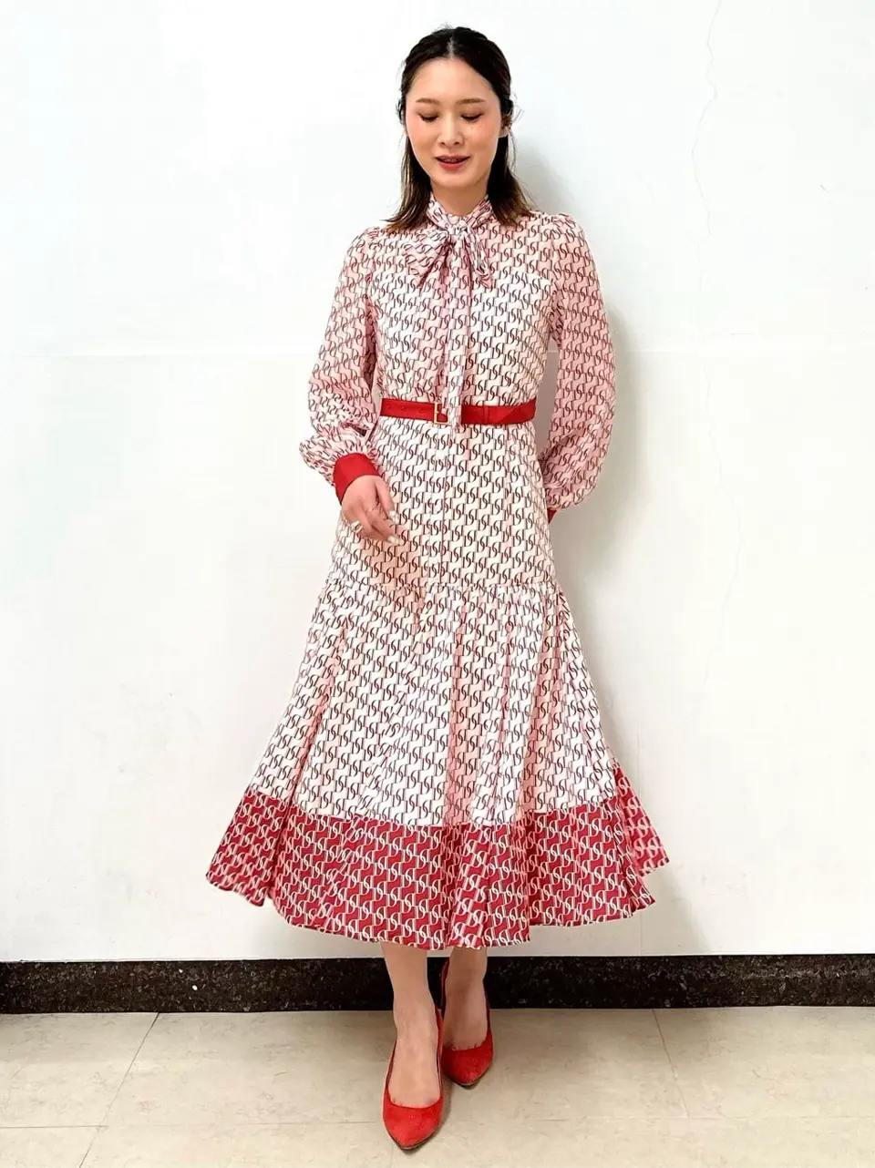 GRACE CONTINENTAL The Banquet Kogane. コーディネート画像