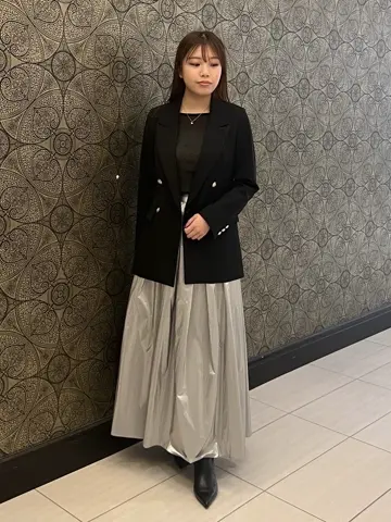 GRACE CONTINENTAL The Banquet 赤坂 梨来 コーディネート画像