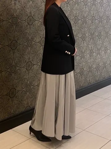 GRACE CONTINENTAL The Banquet 赤坂 梨来 コーディネート画像