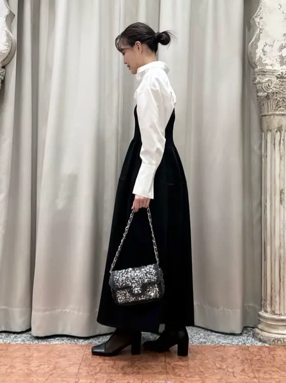 GRACE CONTINENTAL The Banquet 関谷　真琴 コーディネート画像