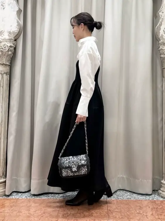 GRACE CONTINENTAL The Banquet 関谷　真琴 コーディネート画像