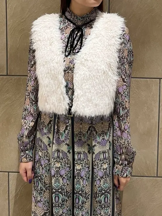 GRACE CONTINENTAL The Banquet 赤坂 梨来 コーディネート画像