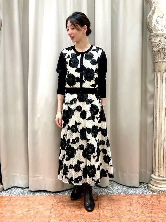 GRACE CONTINENTAL The Banquet eri コーディネート画像