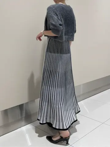 GRACE CONTINENTAL The Banquet Ezawa.M コーディネート画像