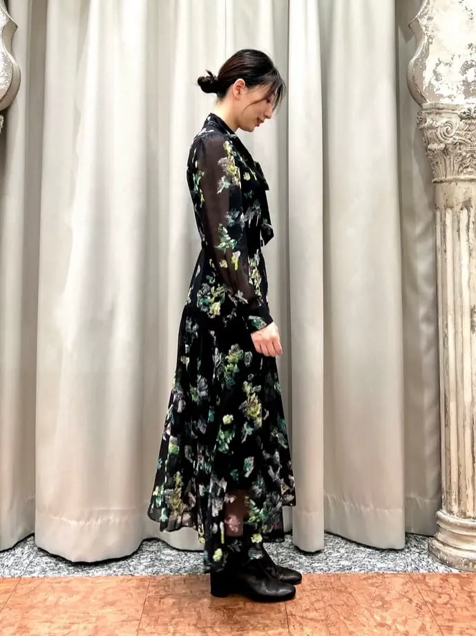 GRACE CONTINENTAL The Banquet eri コーディネート画像