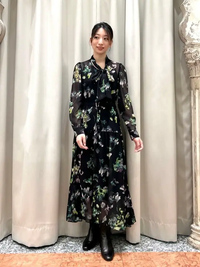 GRACE CONTINENTAL The Banquet eri コーディネート画像