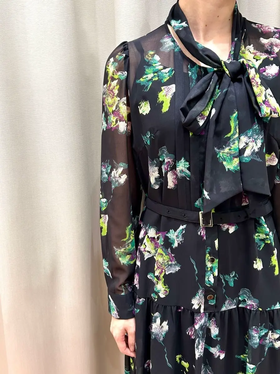 GRACE CONTINENTAL The Banquet eri コーディネート画像