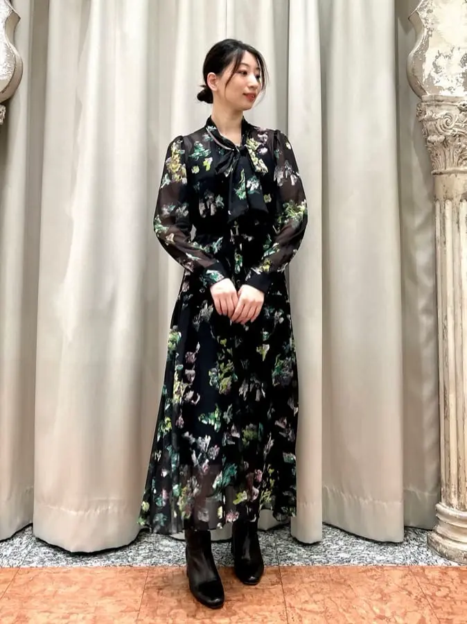 GRACE CONTINENTAL The Banquet eri コーディネート画像