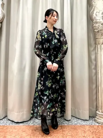 GRACE CONTINENTAL The Banquet eri コーディネート画像