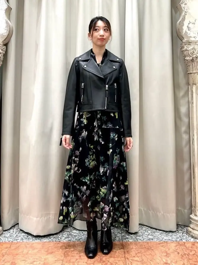 GRACE CONTINENTAL The Banquet eri コーディネート画像