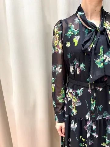 GRACE CONTINENTAL The Banquet eri コーディネート画像