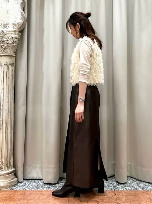 GRACE CONTINENTAL The Banquet eri コーディネート画像