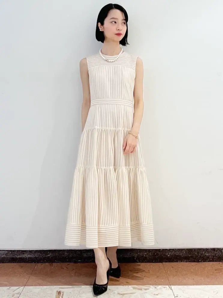 GRACE CONTINENTAL The Banquet yuri コーディネート画像