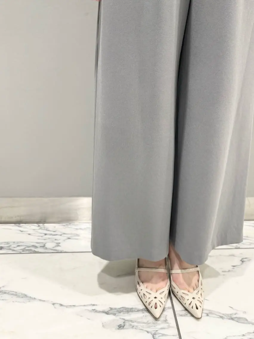 GRACE CONTINENTAL The Banquet 関谷　真琴 コーディネート画像