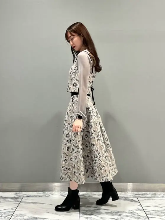 GRACE CONTINENTAL The Banquet 遠藤　みずき コーディネート画像