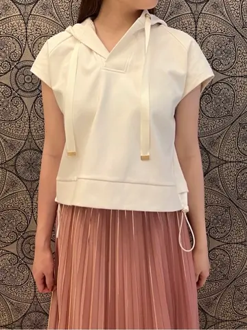 GRACE CONTINENTAL The Banquet 赤坂 梨来 コーディネート画像