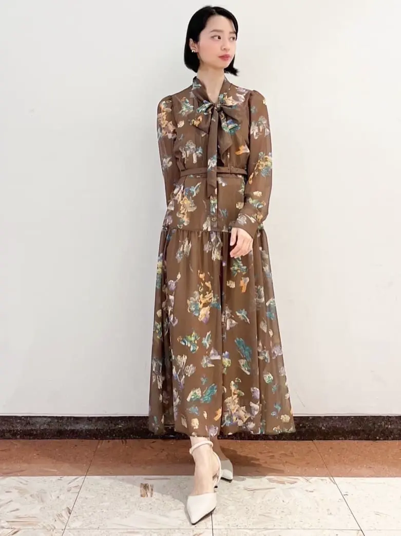 GRACE CONTINENTAL The Banquet yuri コーディネート画像