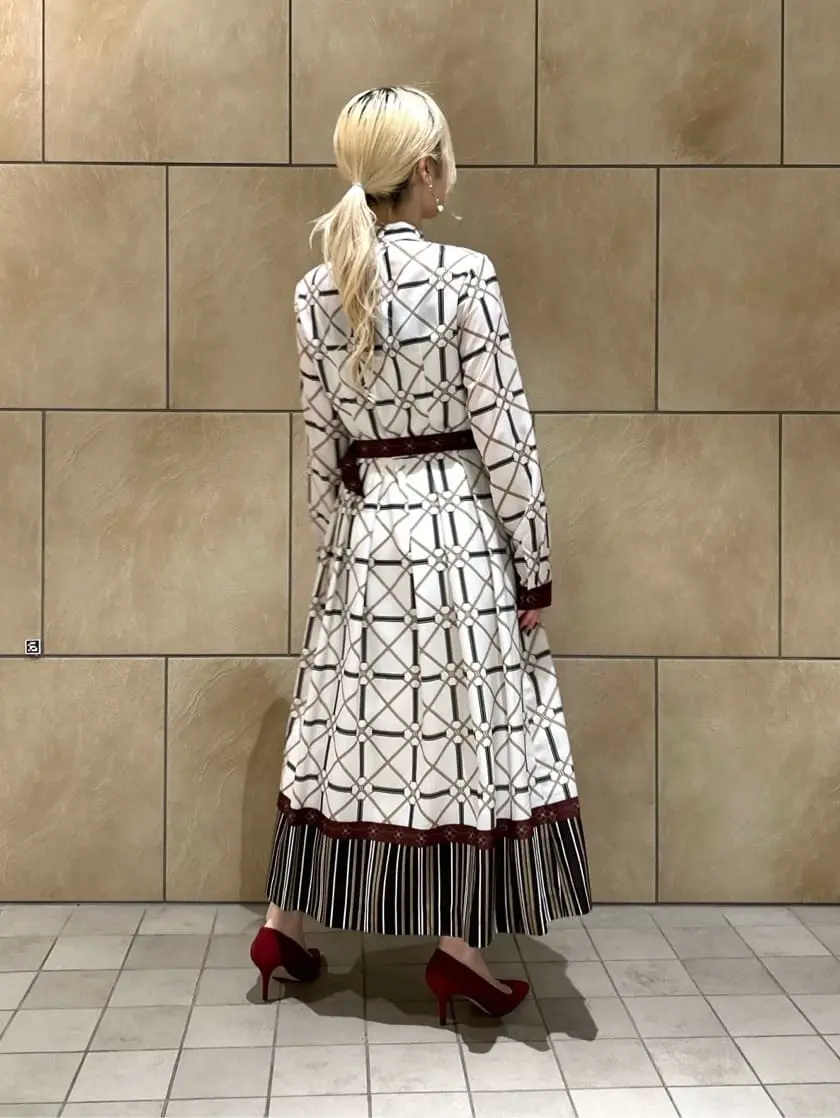 GRACE CONTINENTAL The Banquet FUYUKI コーディネート画像