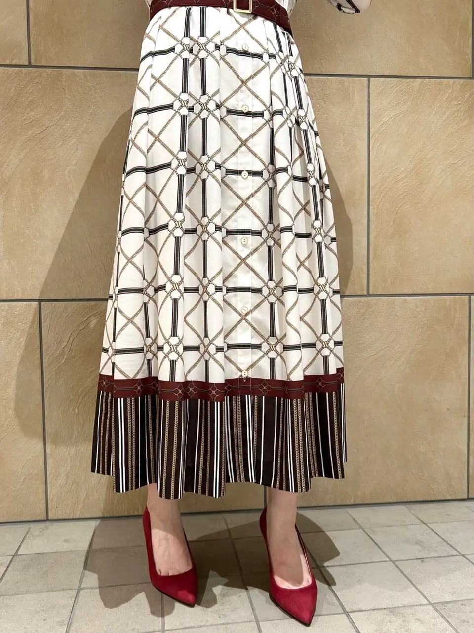 GRACE CONTINENTAL The Banquet FUYUKI コーディネート画像