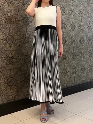 GRACE CONTINENTAL The Banquet 赤坂 梨来 コーディネート画像