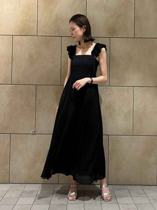 GRACE CONTINENTAL The Banquet 亀田 未希 コーディネート画像