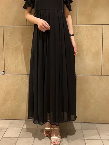 GRACE CONTINENTAL The Banquet 亀田 未希 コーディネート画像