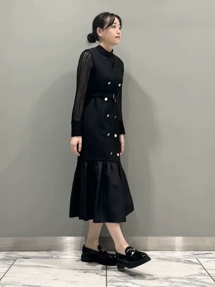 GRACE CONTINENTAL The Banquet 関谷　真琴 コーディネート画像