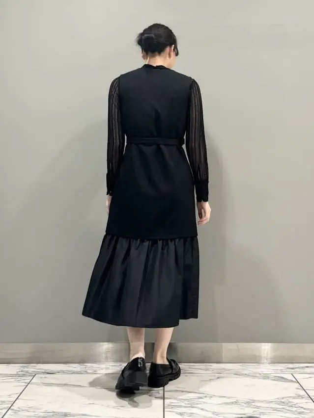 GRACE CONTINENTAL The Banquet 関谷　真琴 コーディネート画像