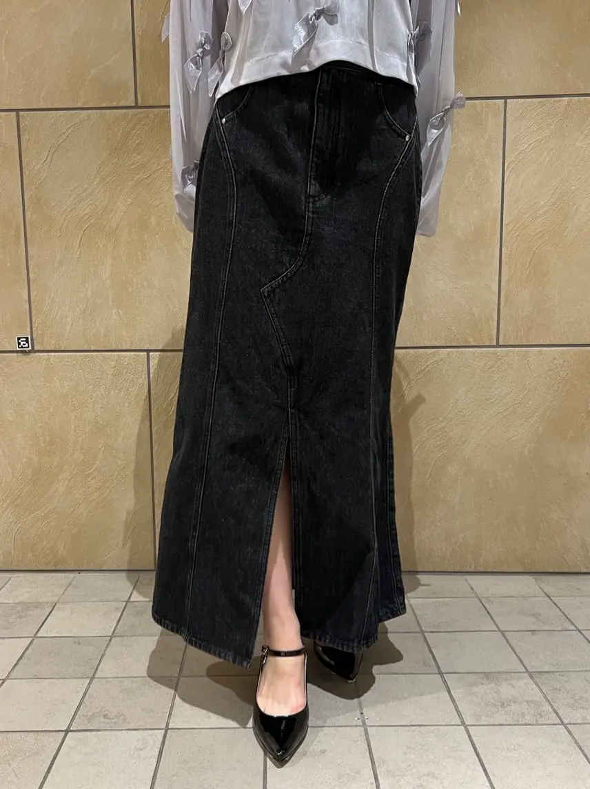 GRACE CONTINENTAL The Banquet 赤坂 梨来 コーディネート画像