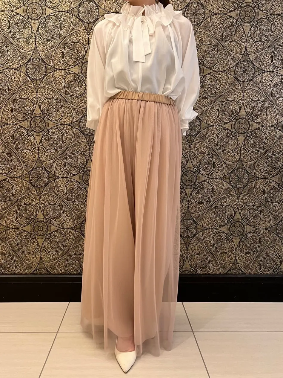 GRACE CONTINENTAL The Banquet 赤坂 梨来 コーディネート画像