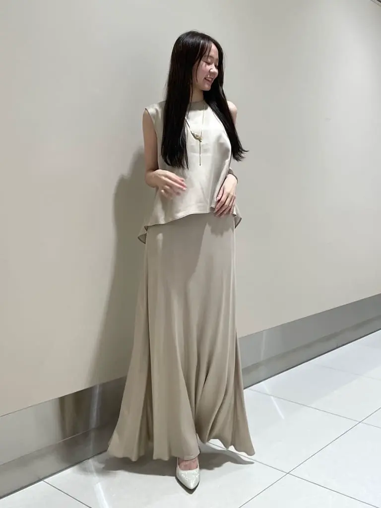 GRACE CONTINENTAL The Banquet Suzuka コーディネート画像