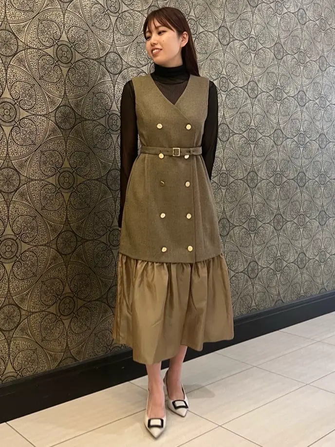 GRACE CONTINENTAL The Banquet 赤坂 梨来 コーディネート画像