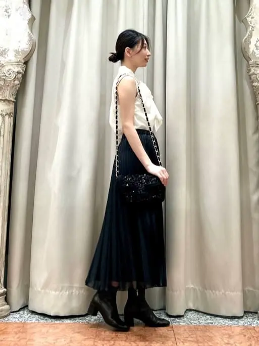 GRACE CONTINENTAL The Banquet eri コーディネート画像