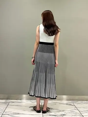 GRACE CONTINENTAL The Banquet 遠藤　みずき コーディネート画像