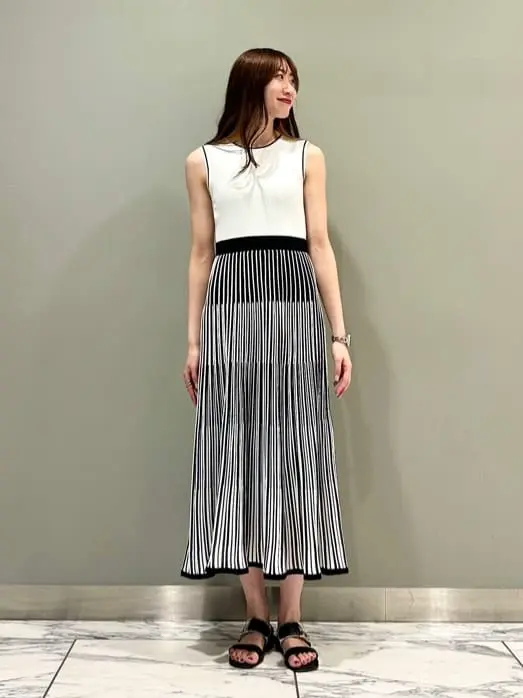 GRACE CONTINENTAL The Banquet 遠藤　みずき コーディネート画像