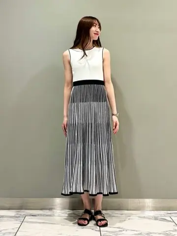 GRACE CONTINENTAL The Banquet 遠藤　みずき コーディネート画像