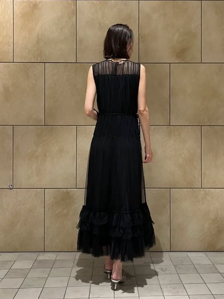 GRACE CONTINENTAL The Banquet 亀田 未希 コーディネート画像