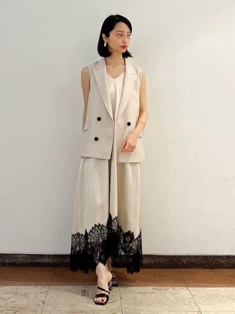 GRACE CONTINENTAL The Banquet yuri コーディネート画像