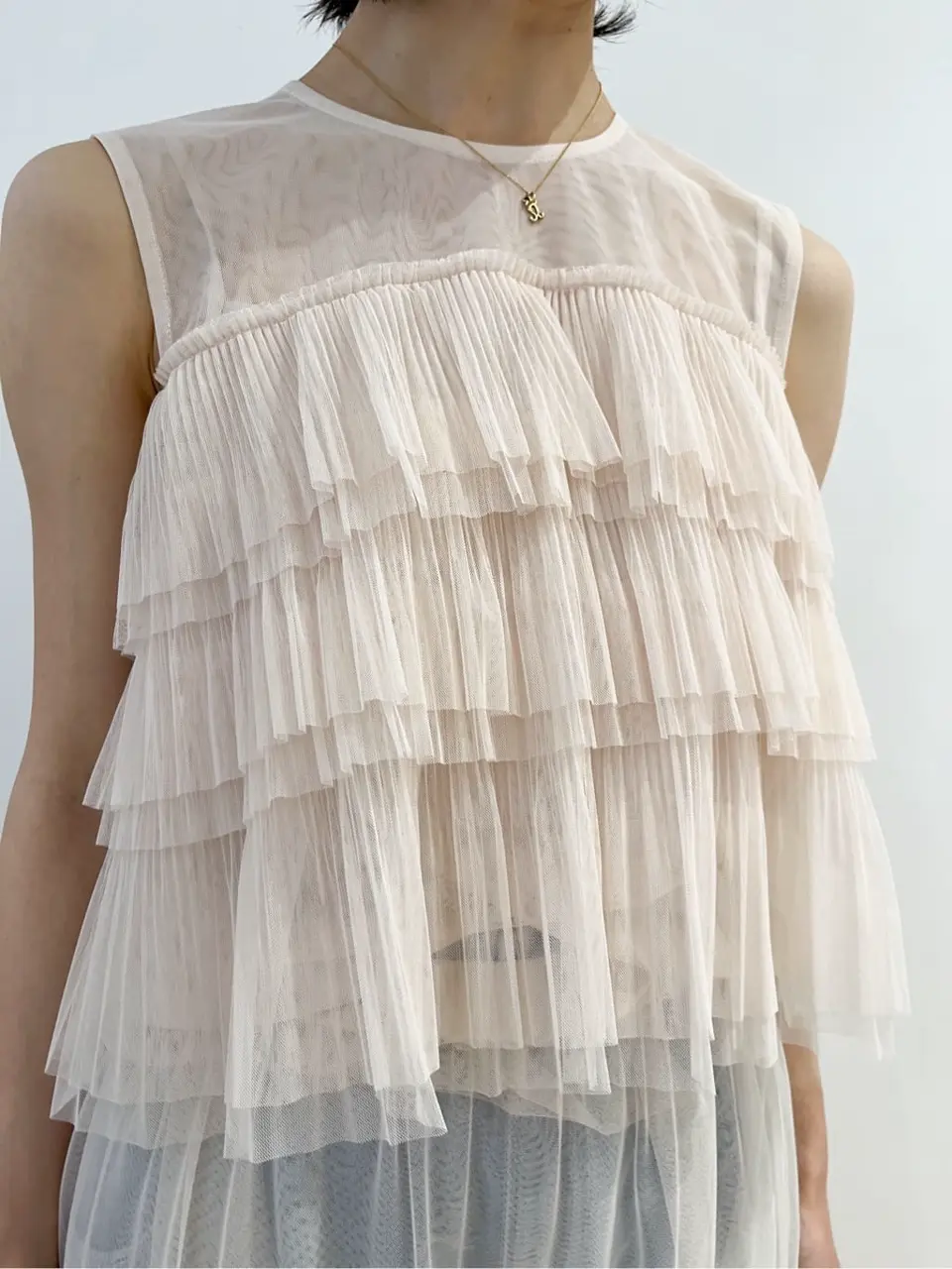 GRACE CONTINENTAL The Banquet yuri コーディネート画像