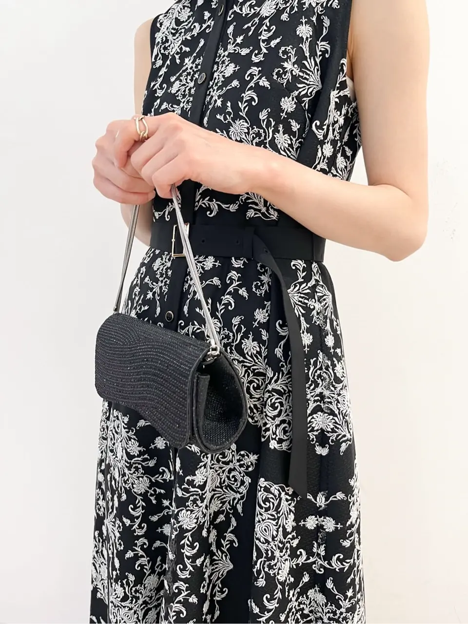 GRACE CONTINENTAL The Banquet yuri コーディネート画像