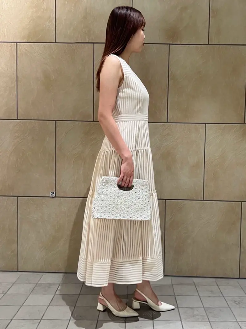 GRACE CONTINENTAL The Banquet 赤坂 梨来 コーディネート画像