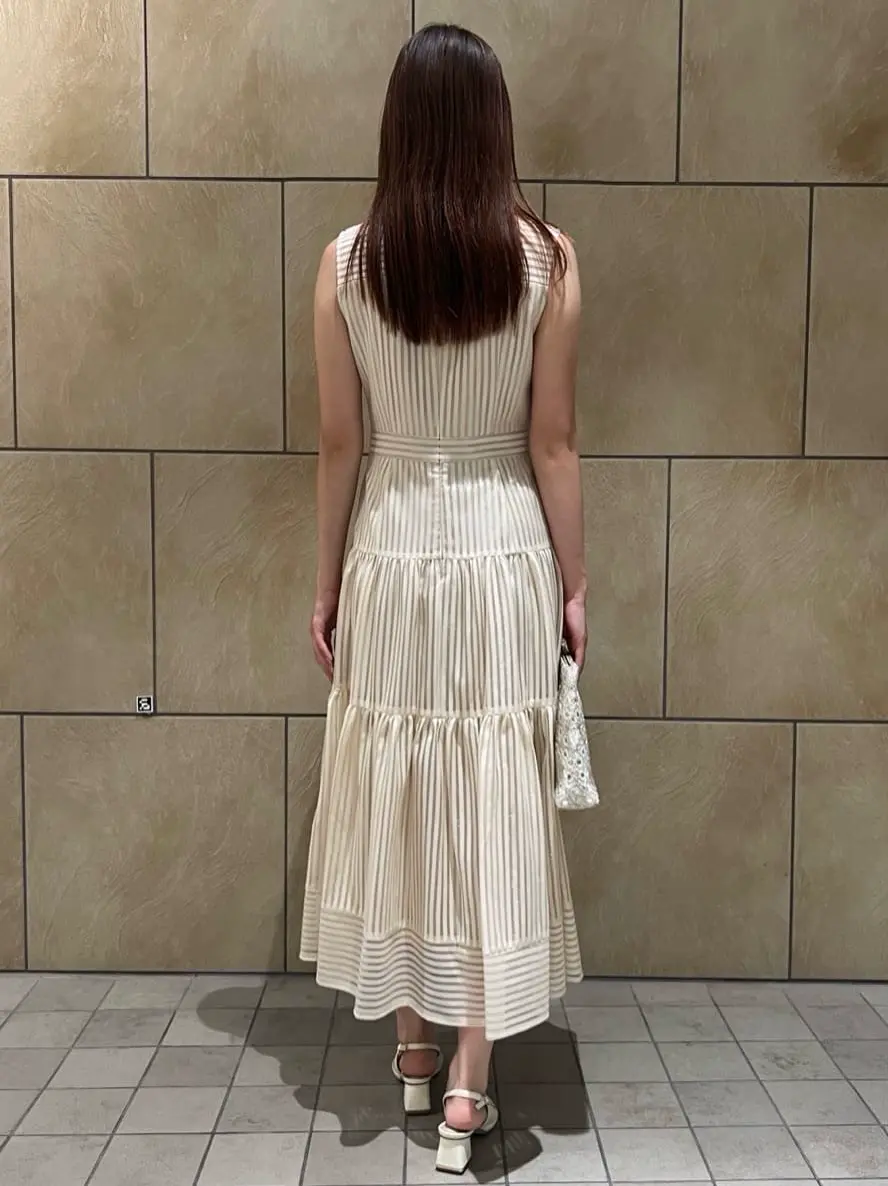 GRACE CONTINENTAL The Banquet 赤坂 梨来 コーディネート画像