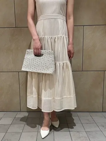 GRACE CONTINENTAL The Banquet 赤坂 梨来 コーディネート画像