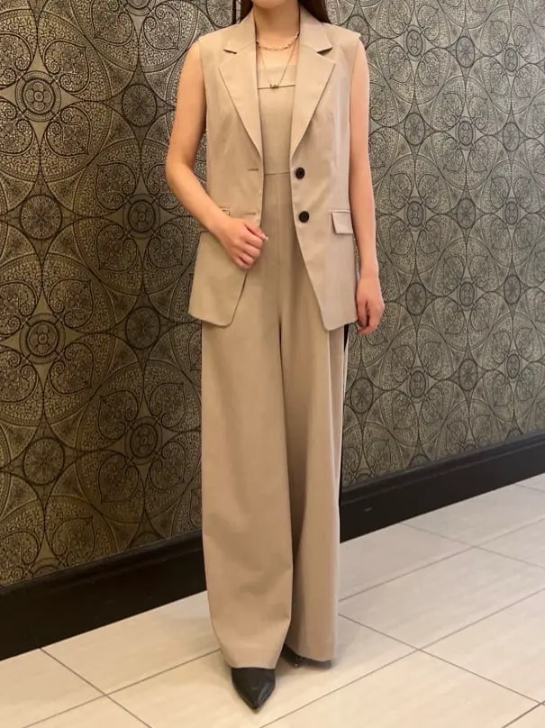 GRACE CONTINENTAL The Banquet 赤坂 梨来 コーディネート画像