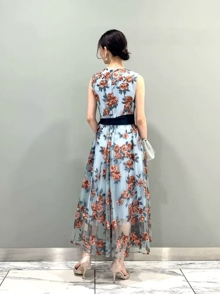 GRACE CONTINENTAL The Banquet eri コーディネート画像